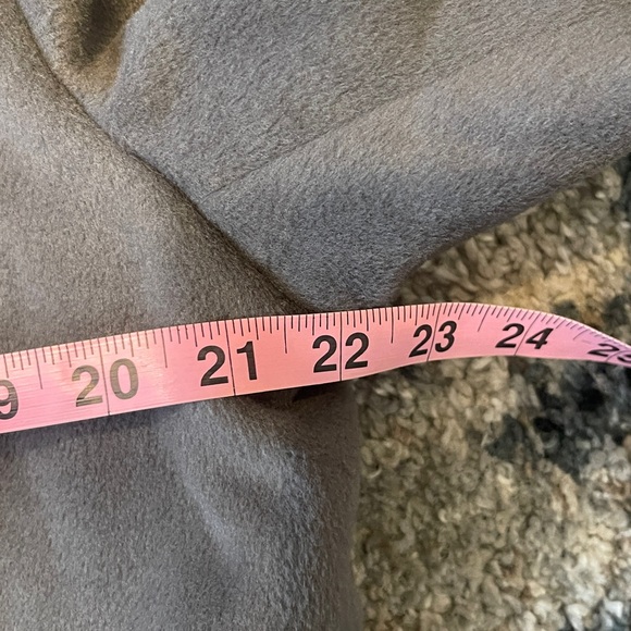 Forever 21 Trench Coat Size Medium - Picture 4 of 4